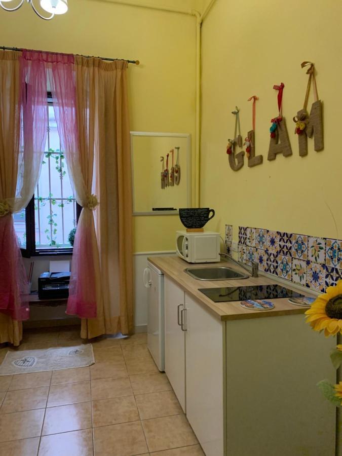 Glam Sm Maggiore Pensión 3*